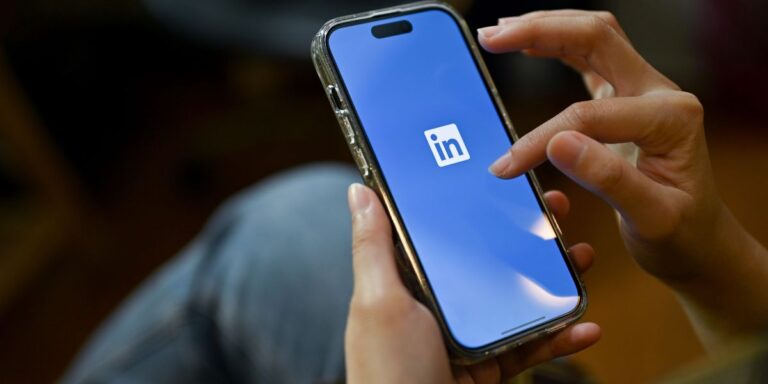 Cómo Utilizar LinkedIn para Impulsar tu Carrera y Negocio